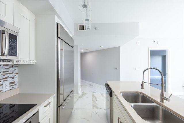 55 SE 6 ST 1207, Miami, FL 33131