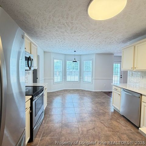 4232 Bartlet Glen Lane, Fayetteville, NC 28306