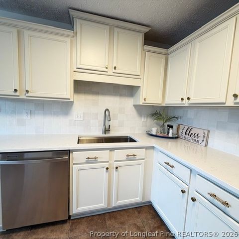 4232 Bartlet Glen Lane, Fayetteville, NC 28306