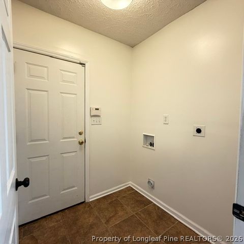 4232 Bartlet Glen Lane, Fayetteville, NC 28306