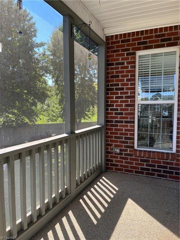 184 Raspberry Ridge Drive, Clemmons, NC 27012