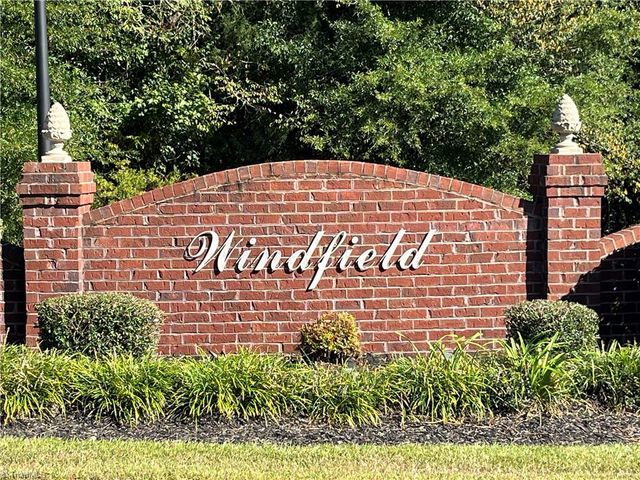 184 Raspberry Ridge Drive, Clemmons, NC 27012