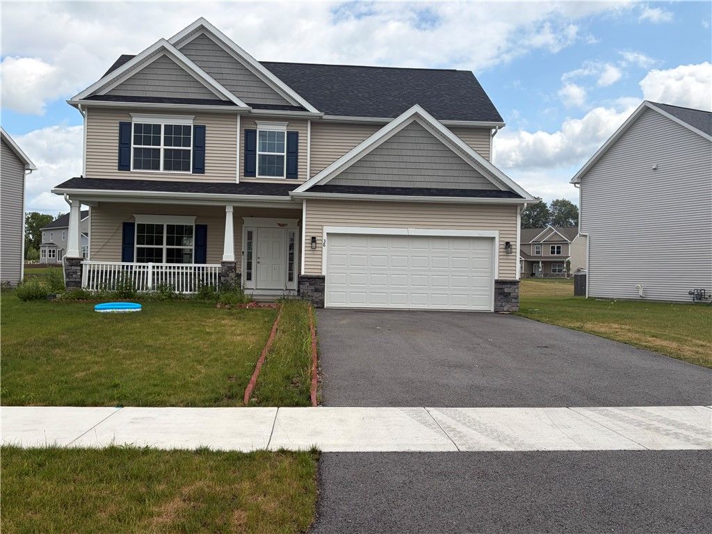 38 Kingsbarn Road, Henrietta, NY 14586