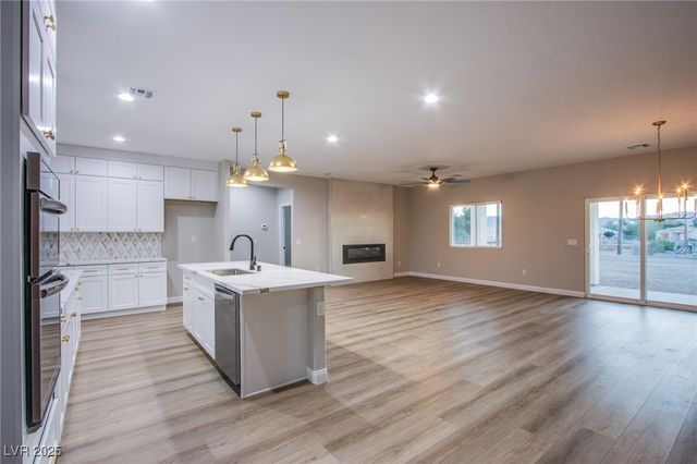 2760 Tecumseh Avenue, Pahrump, NV 89048