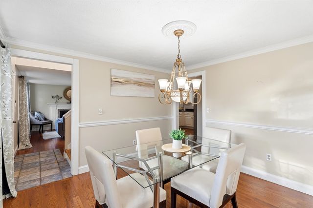10 Judith Lane, Derry, NH 03038