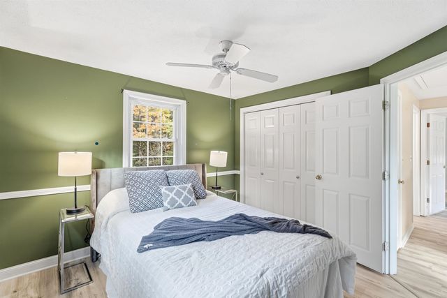 10 Judith Lane, Derry, NH 03038