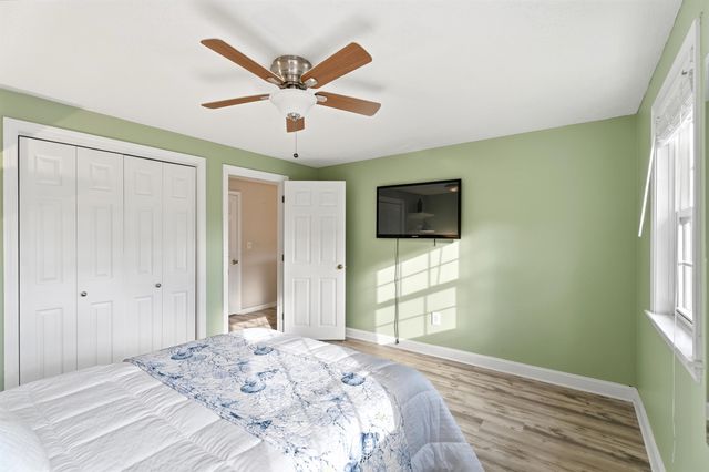 10 Judith Lane, Derry, NH 03038