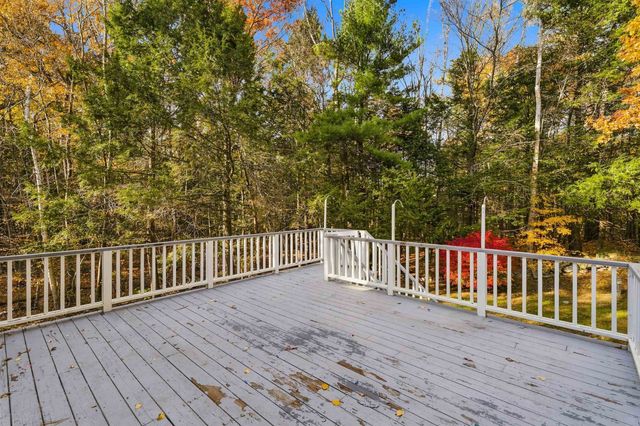 10 Judith Lane, Derry, NH 03038