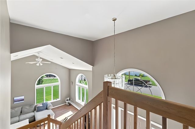 8 Lake View Court, Johnston, RI 02919