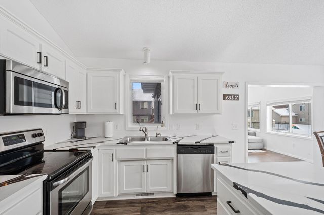 833 102nd Lane NE, Blaine, MN 55434