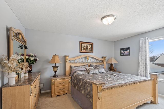 833 102nd Lane NE, Blaine, MN 55434