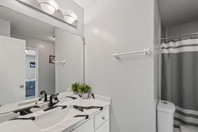 833 102nd Lane NE, Blaine, MN 55434