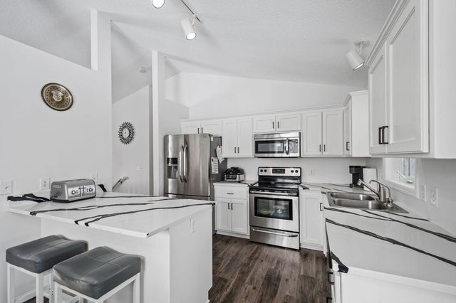 833 102nd Lane NE, Blaine, MN 55434