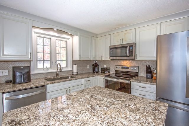 32 Michele Drive, Somers, CT 06071