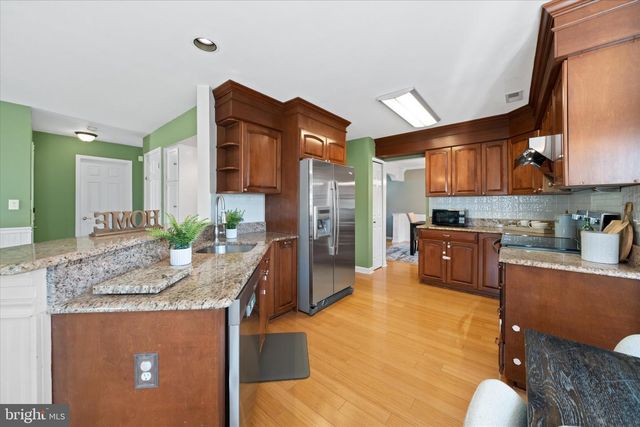 237 BEAU TREE DR, Wilmington, DE 19810