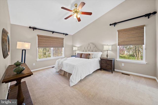 237 BEAU TREE DR, Wilmington, DE 19810