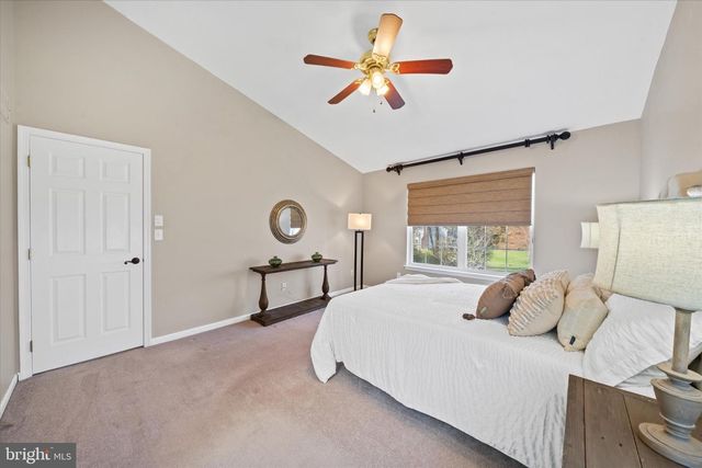 237 BEAU TREE DR, Wilmington, DE 19810