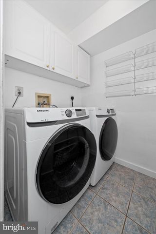 237 BEAU TREE DR, Wilmington, DE 19810