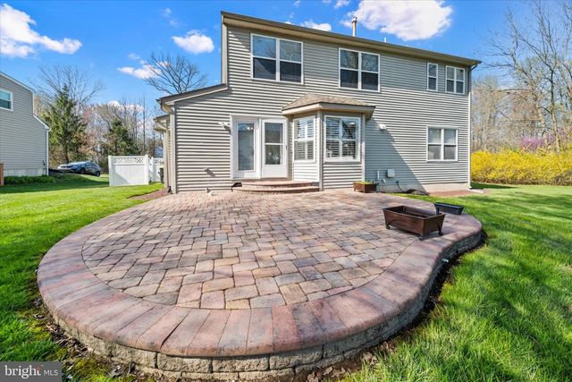 237 BEAU TREE DR, Wilmington, DE 19810