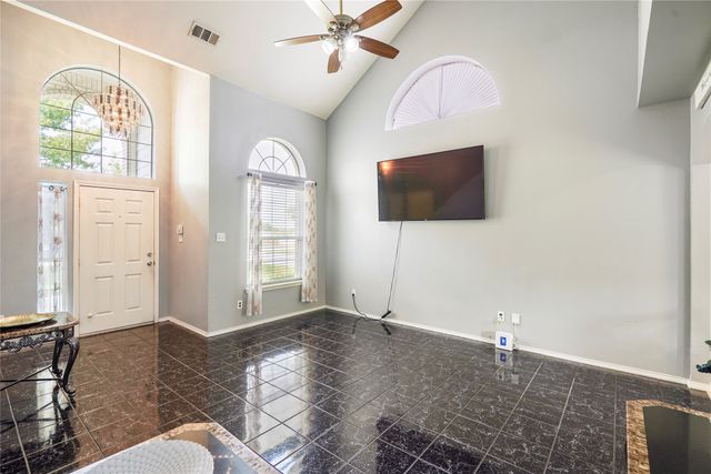 504 Sunrise Circle, Seagoville, TX 75159