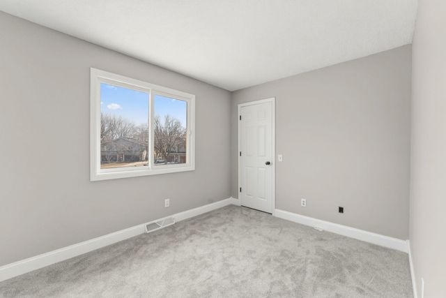 5350 71st Circle N, Brooklyn Center, MN 55429