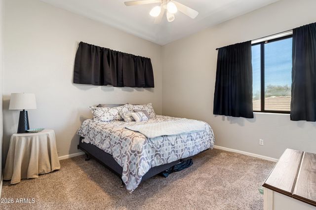 5219 E HASHKNIFE Road, Phoenix, AZ 85054