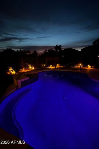 5219 E HASHKNIFE Road, Phoenix, AZ 85054