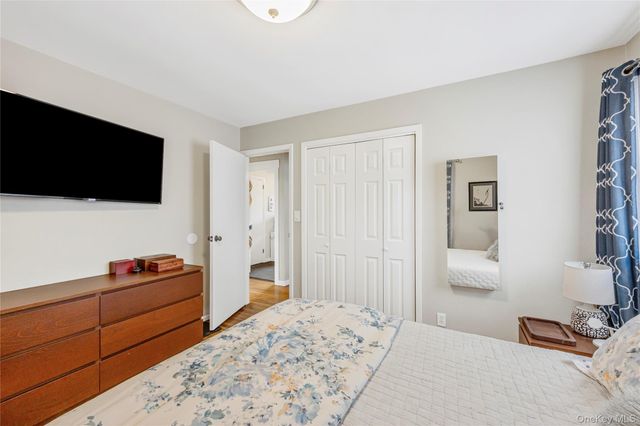 228 8th Street, Bethpage, NY 11714