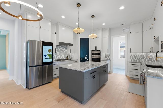 2041 Wind Lake Way, Leland, NC 28451