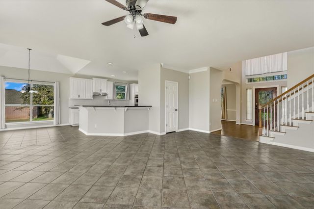 10802 Hastings LN, Austin, TX 78750