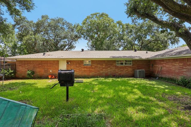 1705 Adams Street, Baytown, TX 77520
