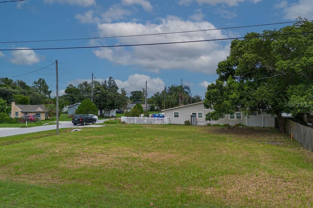 Image 3 of property listing at 5102 SUNRISE BOULEVARD, Orlando, FL 32803