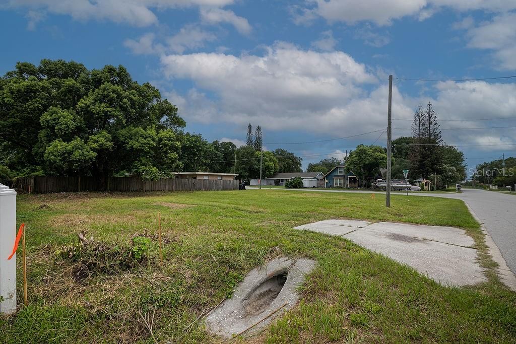 Image 4 of property listing at 5102 SUNRISE BOULEVARD, Orlando, FL 32803