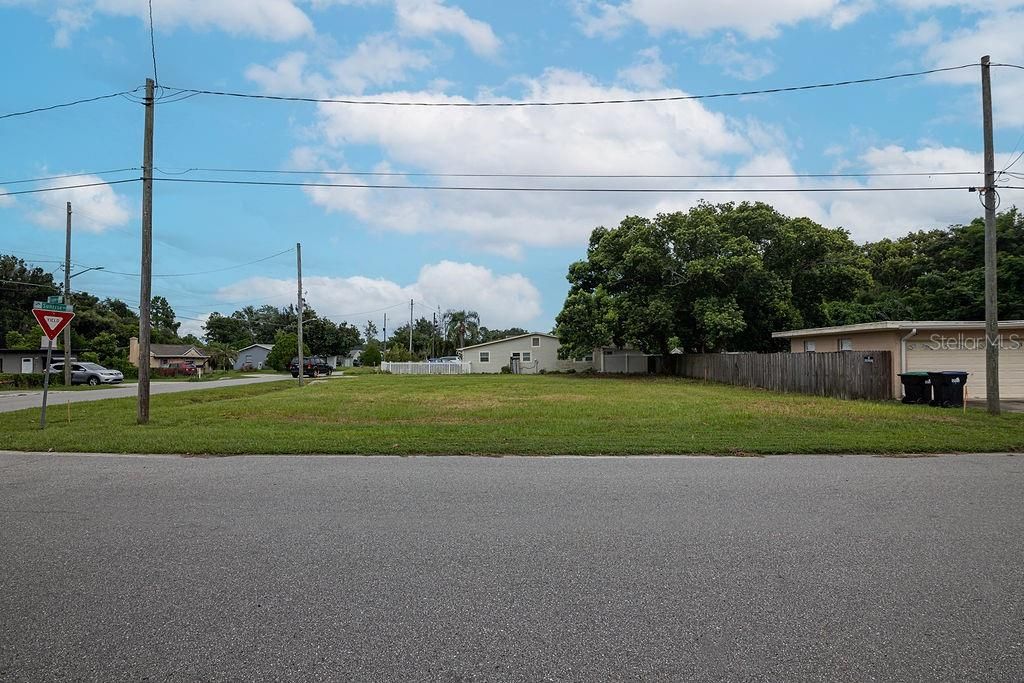 Image 9 of property listing at 5102 SUNRISE BOULEVARD, Orlando, FL 32803