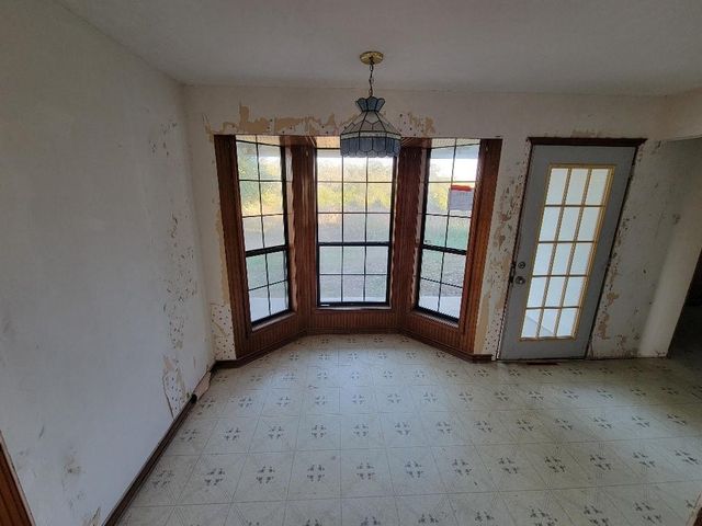 1046 Lutonsky Road, Fayetteville, TX 78940