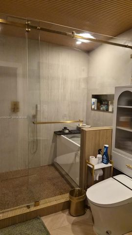 7190 W 17th Ct, Hialeah, FL 33014
