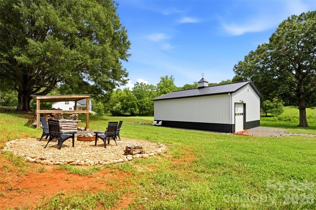 2399 Blackburn Bridge Road, Maiden, NC 28650