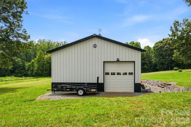 2399 Blackburn Bridge Road, Maiden, NC 28650
