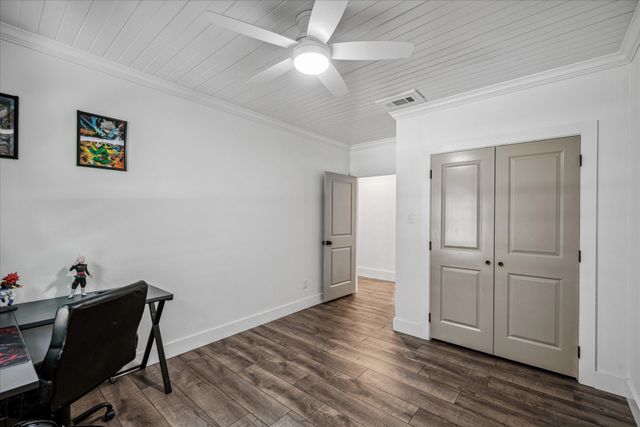 213 N Oaks Drive, Grand Saline, TX 75140