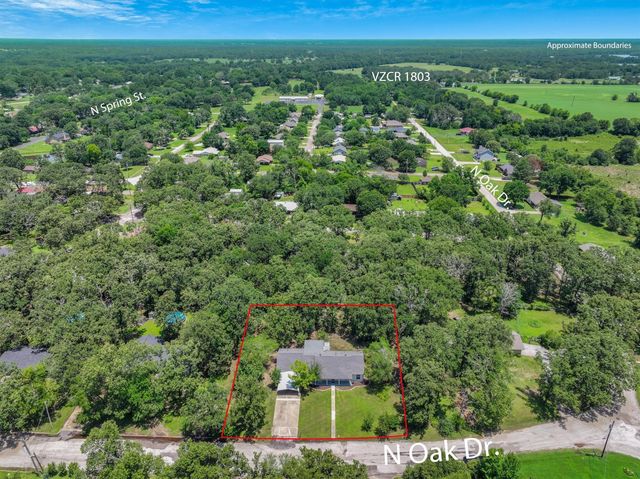 213 N Oaks Drive, Grand Saline, TX 75140