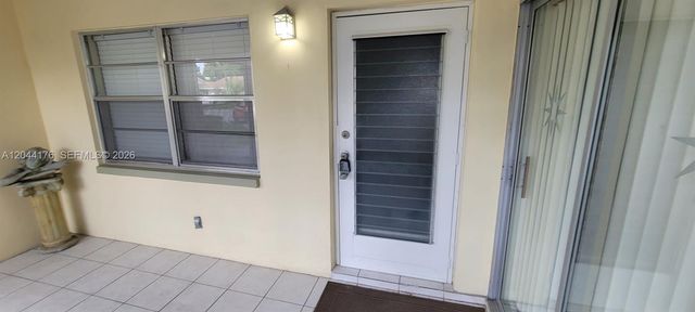 1340 NE 28th Avenue 129, Pompano Beach, FL 33062