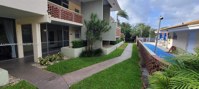 1340 NE 28th Avenue 129, Pompano Beach, FL 33062