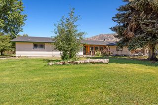 10145 Matney Way, Klamath Falls, OR 97603