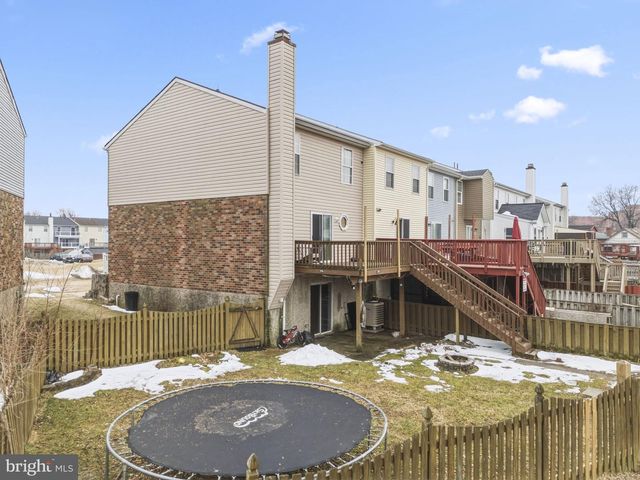 138 HIGHSHIRE CT, Dundalk, MD 21222