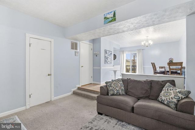 138 HIGHSHIRE CT, Dundalk, MD 21222