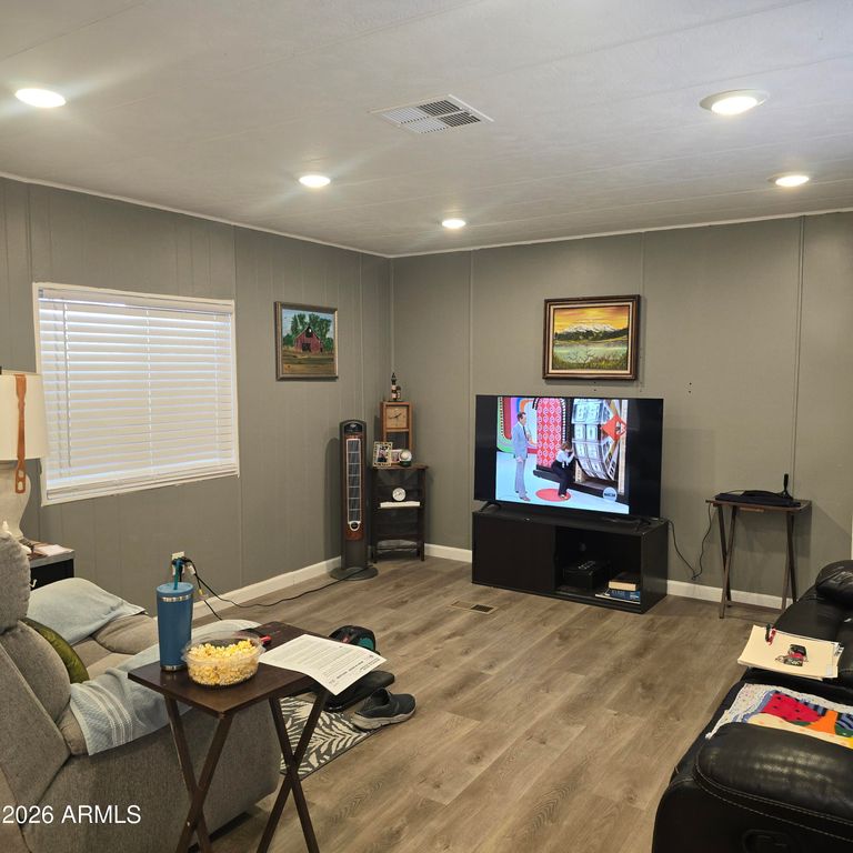 10201 N 99TH Avenue 134, Peoria, AZ 85345 — photo 2
