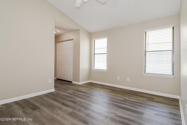 8761 PINEVALLEY Lane, Jacksonville, FL 32244