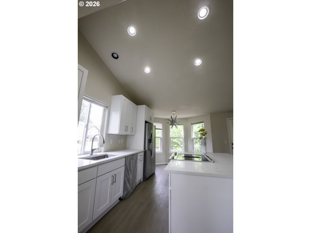 2702 Ne 94TH St, Vancouver, WA 98665