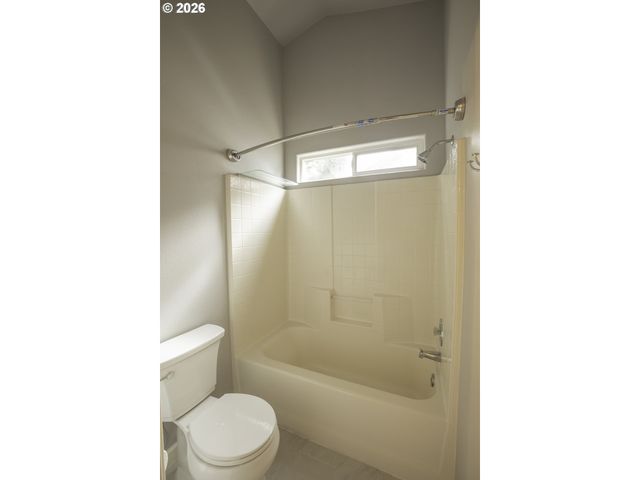 2702 Ne 94TH St, Vancouver, WA 98665