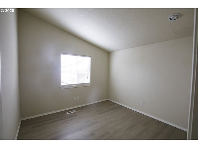2702 Ne 94TH St, Vancouver, WA 98665